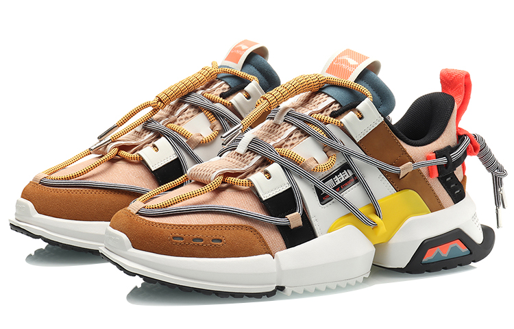 Lookbook Li-Ning Titan x 2019 New York Fashion Week 'Putih Coklat' AGLP075-1