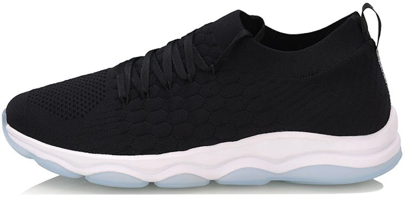 Sepatu Lari Pelatihan Li-Ning 'Hitam Putih' AFJN023-3 Buy Sepatu Lari Pelatihan Li-Ning 'Hitam Putih' AFJN023-3