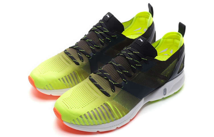Lookbook Li-Ning Ultra Light 16 ''Noir Vert'' ARBP009-5