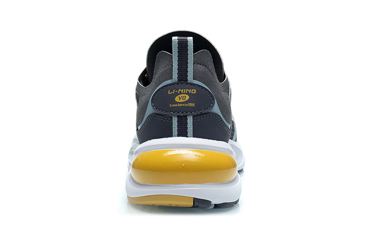 Shop Li-Ning V8 'Abu Permukaan' ARHQ145-7