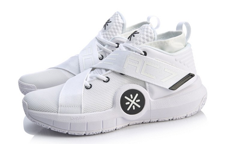 Lookbook 李寧 ウェイド オールシティ 7 白黒 ABAP105-5