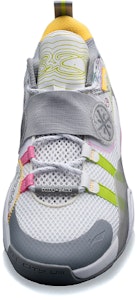 LiNing李寧 全城8輕量 耐磨透氣 低筒 籃球鞋 白綠 Lookbook LiNing李寧 全城8輕量 耐磨透氣 低筒 籃球鞋 白綠