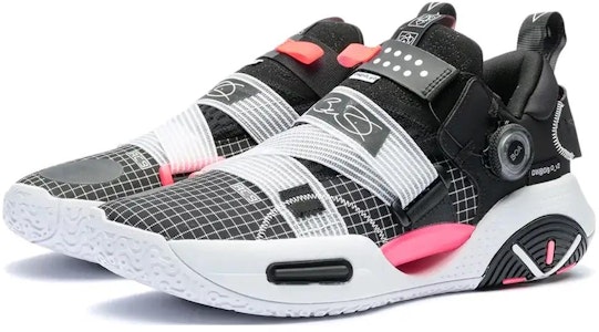 Li-Ning Wade All City 9 V2 'Hitam' ABAR121-1 Lookbook Li-Ning Wade All City 9 V2 'Hitam' ABAR121-1