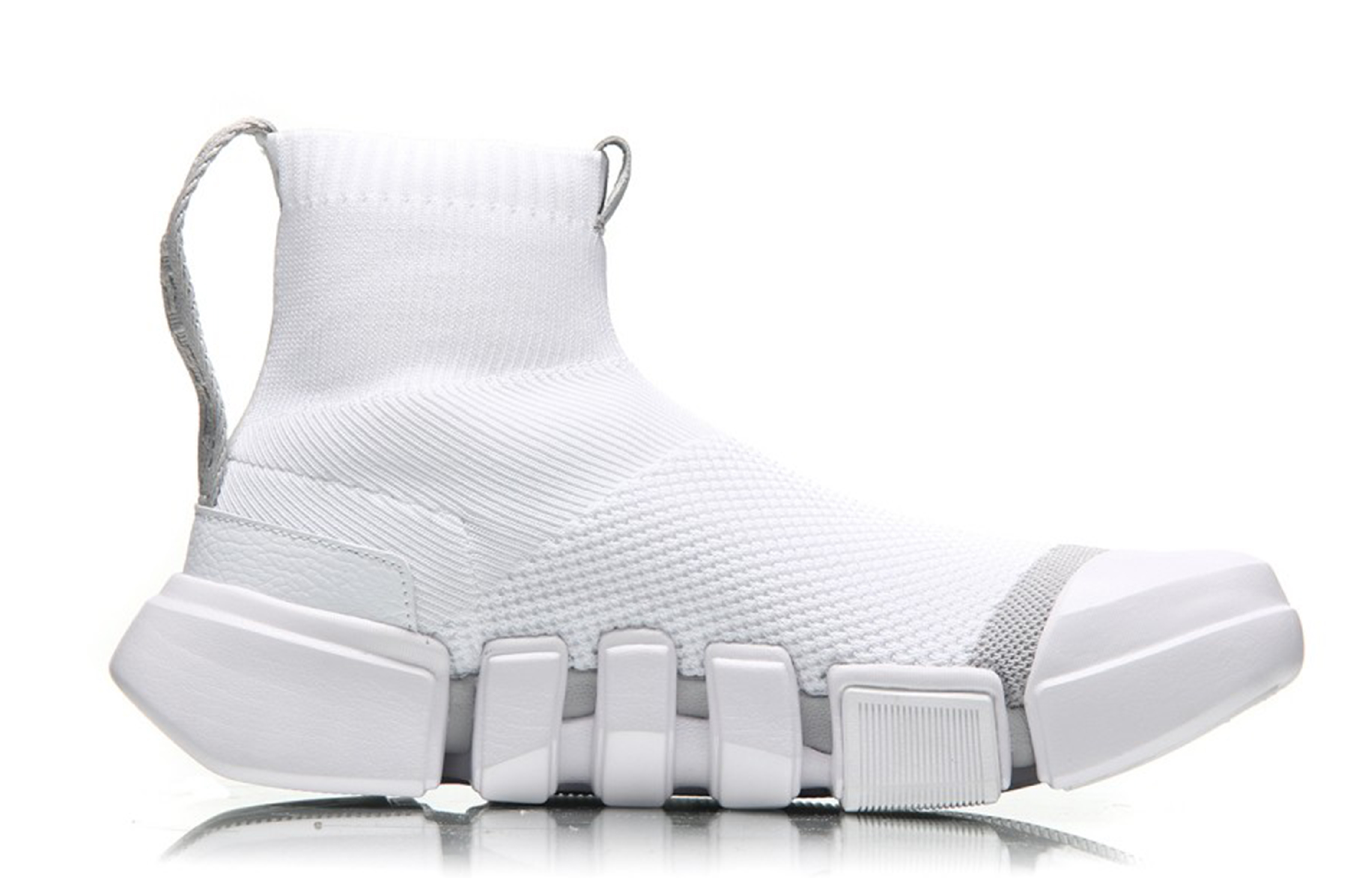 Order Li-Ning Wade Essence 2 x Settimana della Moda di New York AGWN009-2