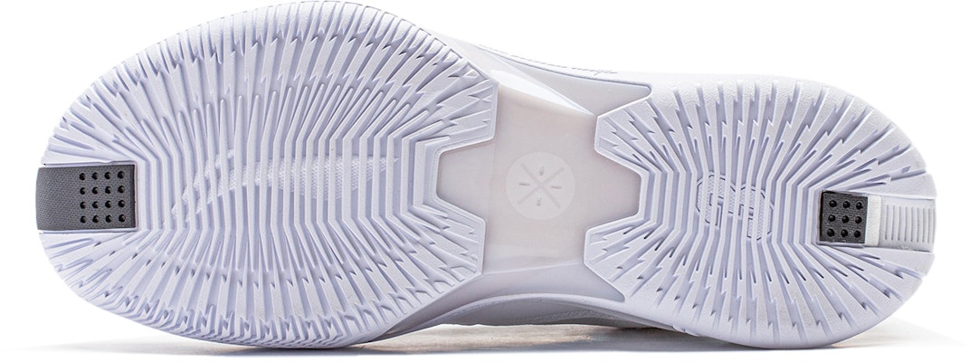 Li-Ning Wade Fission 9 'Tour' ABPU003-4 Sizing Li-Ning Wade Fission 9 'Tour' ABPU003-4