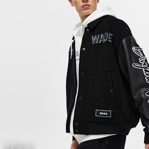 Chaqueta Polo Negra Li-Ning Wade Series con Diseño de Letras 拼接. AJMT107-1 Details for Chaqueta Polo Negra Li-Ning Wade Series con Diseño de Letras 拼接. AJMT107-1