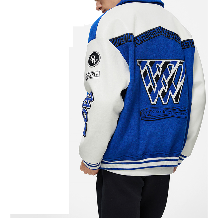 Purchase Chaqueta Polo de Manga Larga con Letras para Hombre Li-Ning Wade Series. AJMU003-2