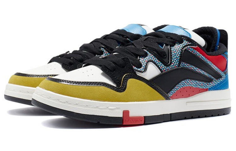 Lookbook 李宁 芯动 黑色多彩款 AECR043-3