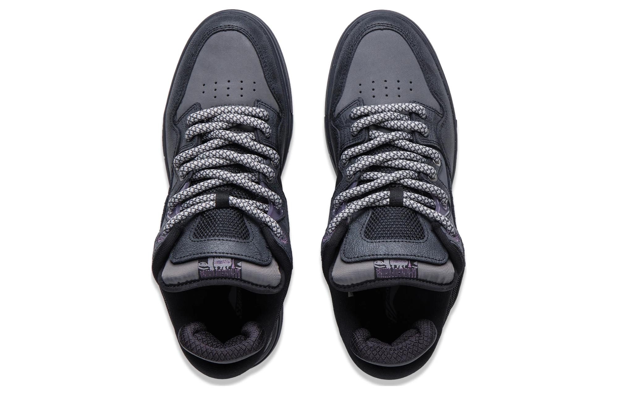 Shop PLEASURES x 中國李寧 舒適百搭 防滑減震 低幫 板鞋 男款 黑色