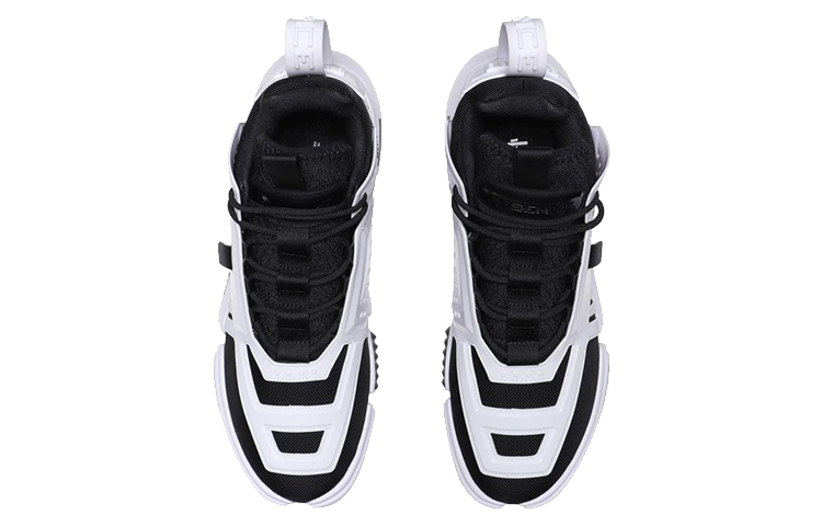 Shop LiNing李寧 悟道 輕便休閒運動鞋 男女同款 黑白