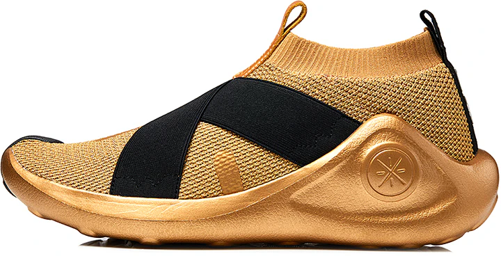 li-ning-way-of-wade-x-bmw-low-gold-black-agwn-053-3