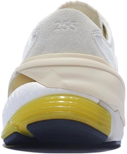 Li-Ning Wuji 'Putih Krim' AZGT037-2 Purchase Li-Ning Wuji 'Putih Krim' AZGT037-2