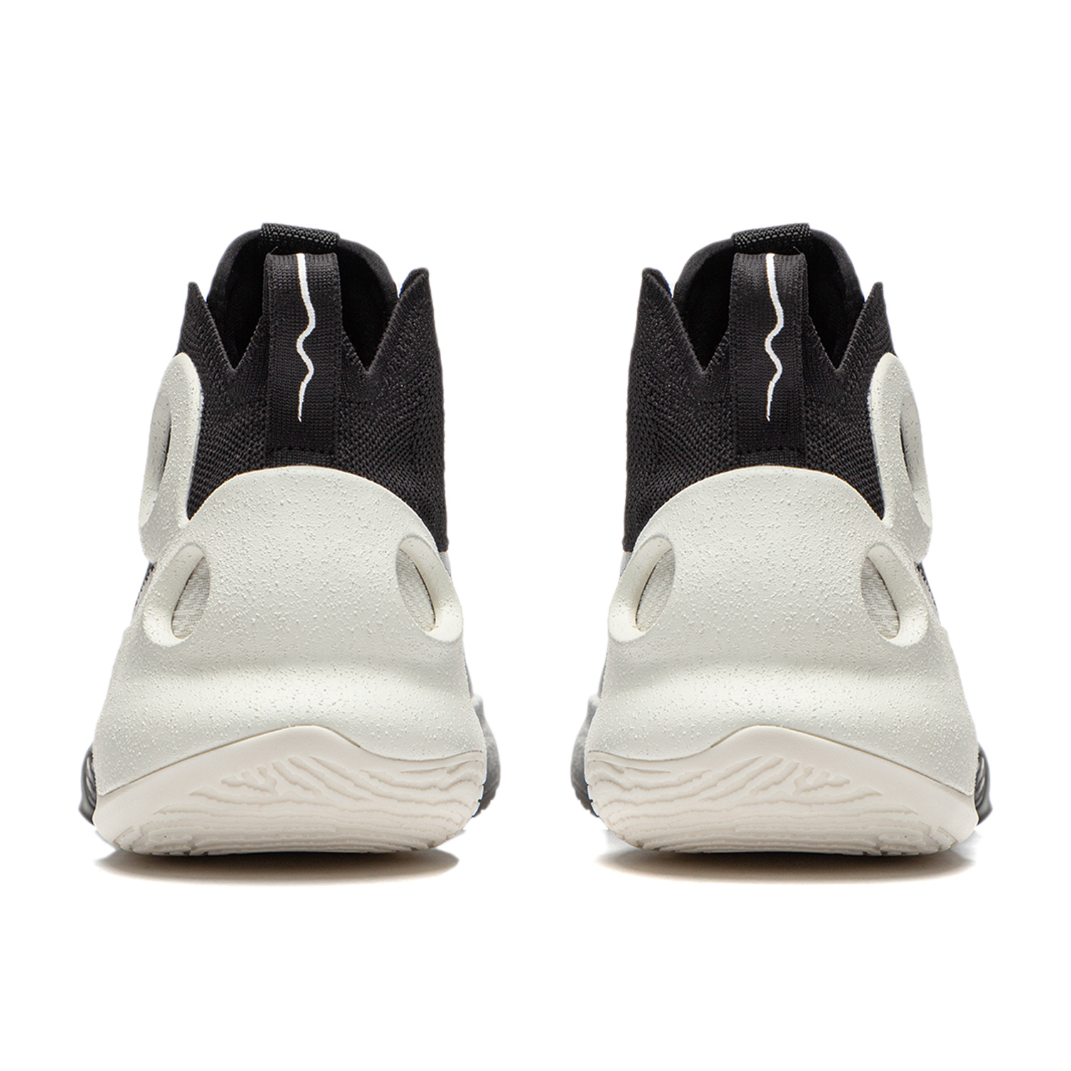 Details for LiNing李寧 驭帥 Ultra 衡 碳核心科技 止滑耐磨 穩定支撐實戰全能專業 中幫 籃球鞋 男款 乳白色