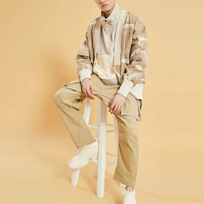 Li-Ning x Jackie Chan Paris Fashion Week Loose Fit Jacket Men’s Beige Grey Print AJDQ407-1 Purchase Li-Ning x Jackie Chan Paris Fashion Week Loose Fit Jacket Men’s Beige Grey Print AJDQ407-1