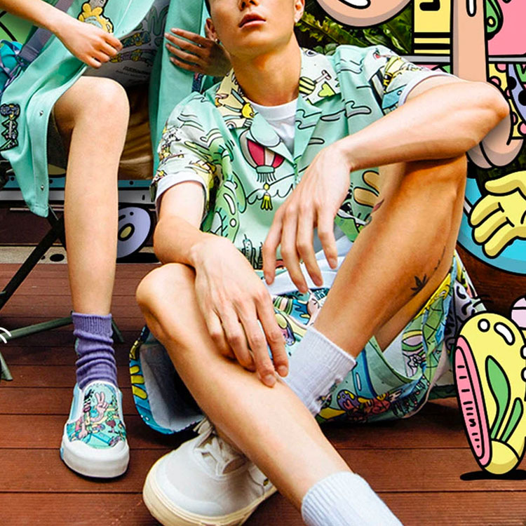 Purchase Li-Ning x Steven Harrington Seluar Pendek Kartun Hijau Skate Gaya Kasual. AKSR735-1