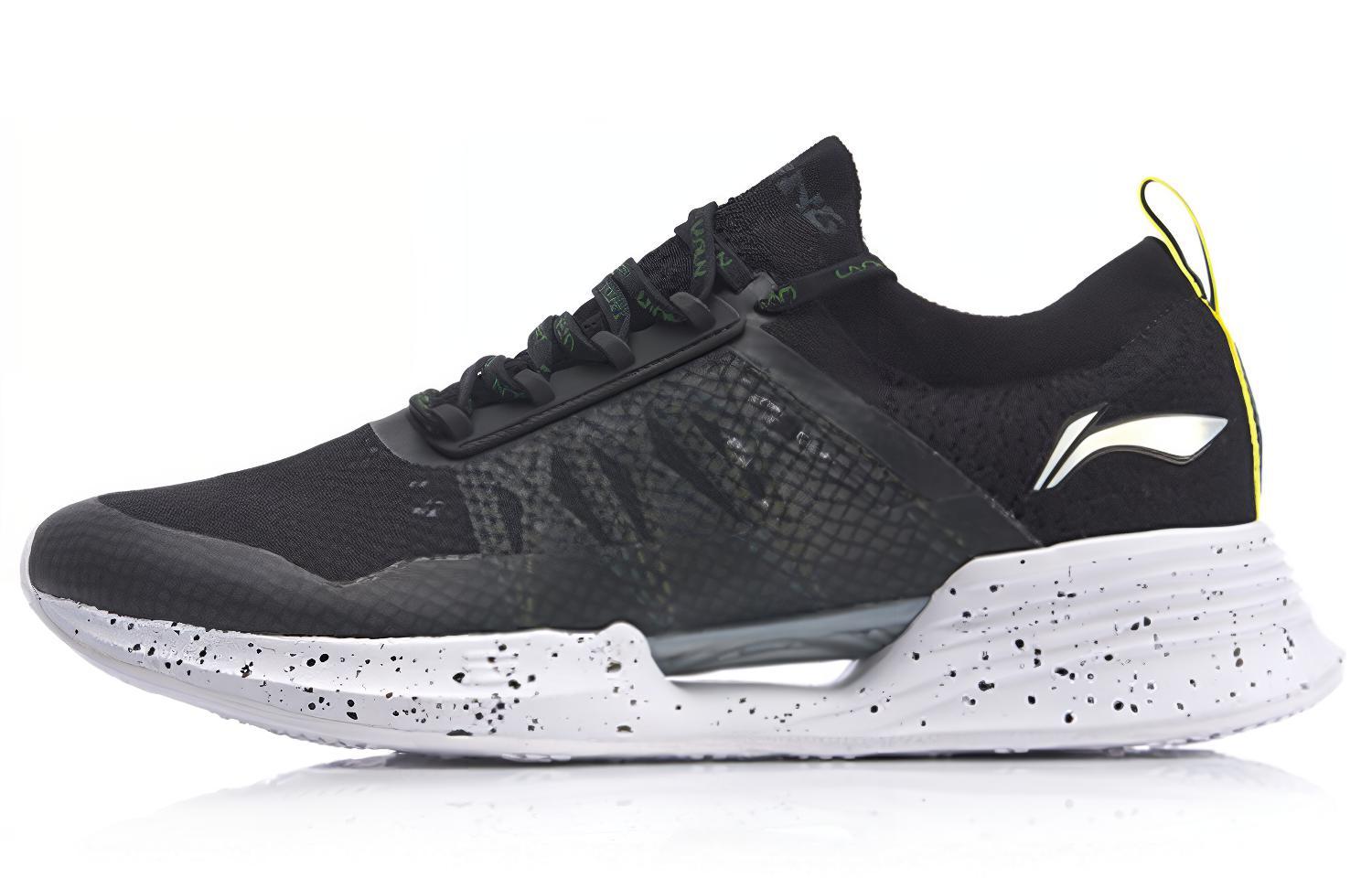 Li-Ning Yun 'Black Shock-Absorbing Runner' ARHP031-5