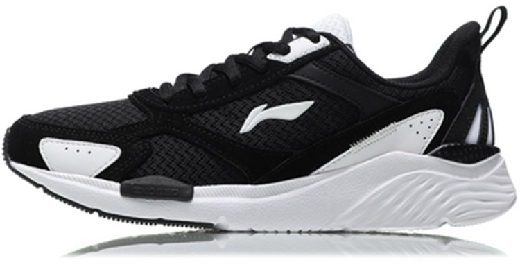 li-ning-yun-chaser-standard-black-agln-243-4