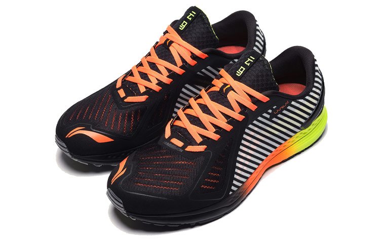 Lookbook Li-Ning Yun Ma ''Nero Arancione Verde'' ARBN235-1