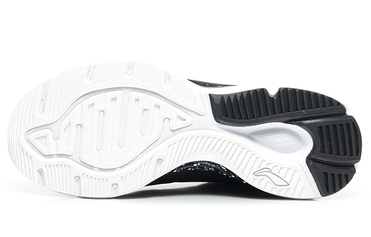 Purchase Li-Ning Yun Deuxième Génération Mid ''Noir'' ARHQ185-4