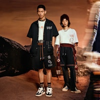 Li-Ning YunYou C4D 'Putih Beige' AZGT089-4 Sizing Li-Ning YunYou C4D 'Putih Beige' AZGT089-4