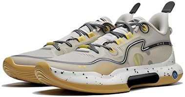 LiNing李寧 駕帥 Low 防滑耐磨輕便 低筒 籃球鞋 男款 灰 Lookbook LiNing李寧 駕帥 Low 防滑耐磨輕便 低筒 籃球鞋 男款 灰