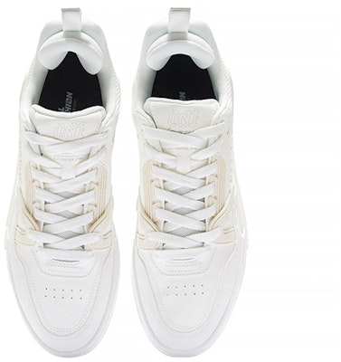 Li-Ning 001 BTC 'Putih Krem' AGCS103-1 Shop Li-Ning 001 BTC 'Putih Krem' AGCS103-1