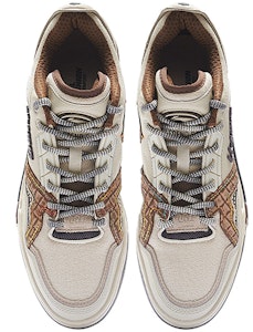 Li-Ning 001 BTC SP 'Putih Coklat' AZGS091-2 Shop Li-Ning 001 BTC SP 'Putih Coklat' AZGS091-2