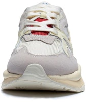 LiNing李寧 001 山海 防滑耐磨 低幫 運動休閒鞋 米白色淡奶黃 Shop LiNing李寧 001 山海 防滑耐磨 低幫 運動休閒鞋 米白色淡奶黃