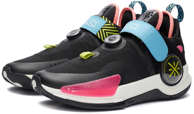 Li-Ning 7 V2 Hitam/Biru ABPR047-14 Lookbook Li-Ning 7 V2 Hitam/Biru ABPR047-14