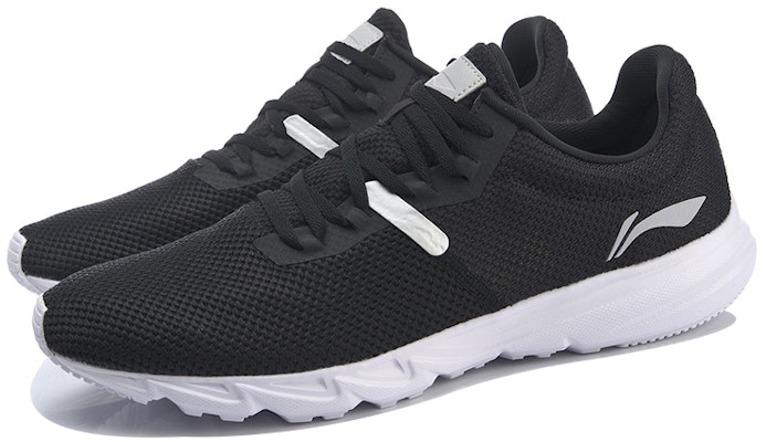 Li-Ning 轻逸 Low-Top Lari Hitam Bernapas ARBP029-1 Lookbook Li-Ning 轻逸 Low-Top Lari Hitam Bernapas ARBP029-1