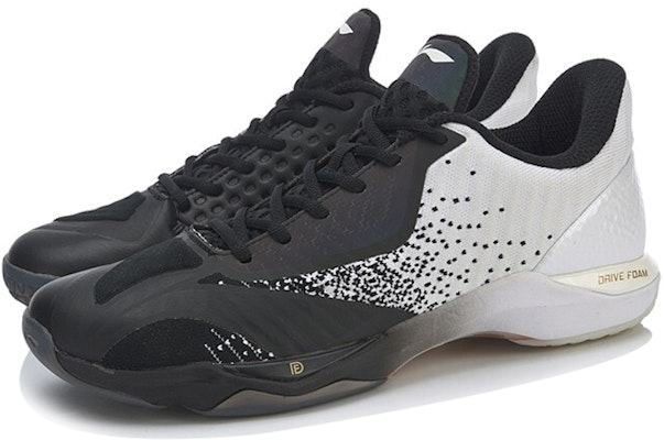Li-Ning Attack SE 'Hitam Putih' AYZP003-4 Lookbook Li-Ning Attack SE 'Hitam Putih' AYZP003-4