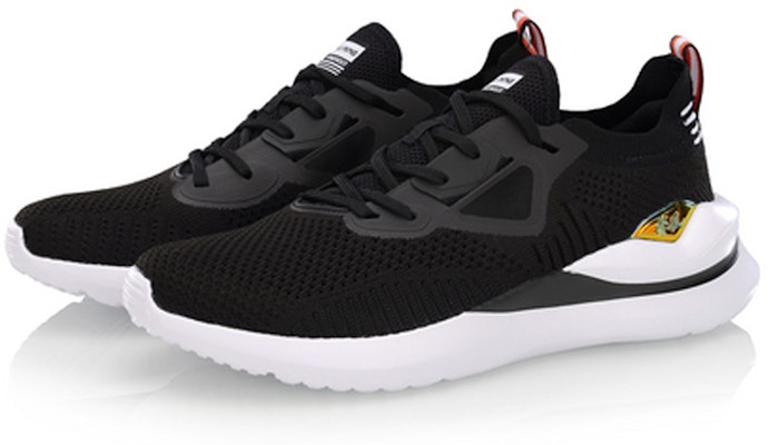 LiNing李寧 乘風 一體織透氣潮流休閒跑步鞋 男女同款 黑色 Lookbook LiNing李寧 乘風 一體織透氣潮流休閒跑步鞋 男女同款 黑色