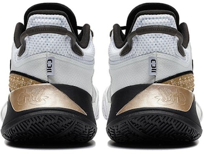 LiNing李寧 CJ-2 季後賽 輕量高反彈 防滑耐磨減震 低筒 籃球鞋 男款 標準白 Shop LiNing李寧 CJ-2 季後賽 輕量高反彈 防滑耐磨減震 低筒 籃球鞋 男款 標準白