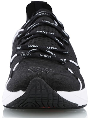 Li-Ning Cloud Lite 'Hitam Putih' ARHN103-1 Lookbook Li-Ning Cloud Lite 'Hitam Putih' ARHN103-1