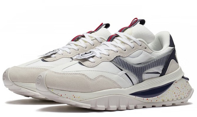 Li-Ning Cosmos EVO 'White Navy' AGCR227-6 Lookbook Li-Ning Cosmos EVO 'White Navy' AGCR227-6