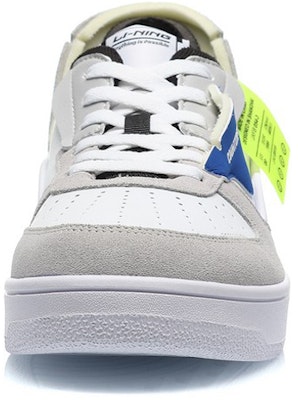 Li-Ning Counterflow JieXu 'Putih Kelabu Hitam' AGCQ315-2 Shop Li-Ning Counterflow JieXu 'Putih Kelabu Hitam' AGCQ315-2
