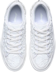 LiNing李寧 CF 尋踪 防滑耐磨輕便 低幫 板鞋 男女同款 雲霧白 Shop LiNing李寧 CF 尋踪 防滑耐磨輕便 低幫 板鞋 男女同款 雲霧白