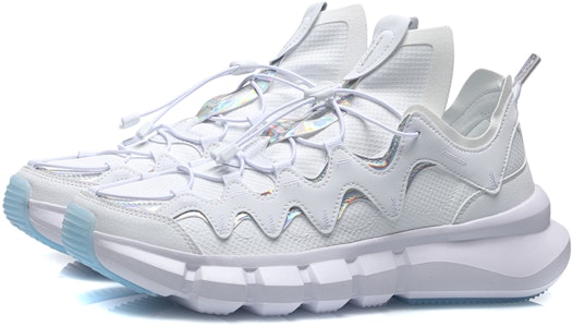 LiNing李寧 悟道2.3 低筒 復古籃球鞋 男款 銀白 Lookbook LiNing李寧 悟道2.3 低筒 復古籃球鞋 男款 銀白