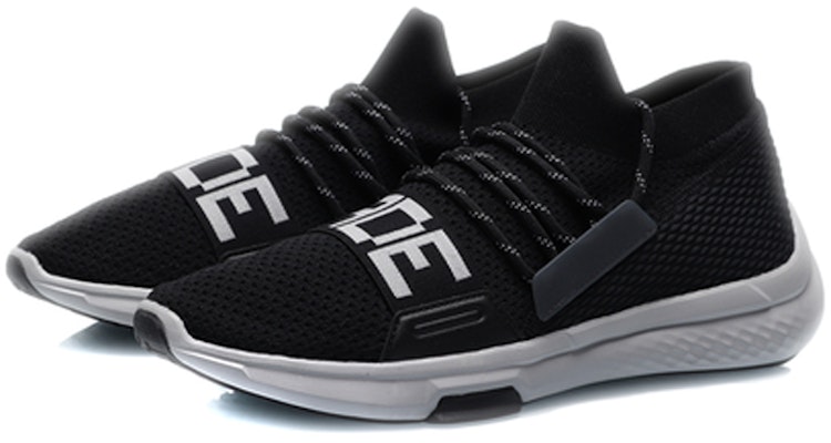 리닝 에센스 '스탠다드 블랙' (Li-Ning Essence 'Standard Black') AGWP017-5 Lookbook 리닝 에센스 '스탠다드 블랙' (Li-Ning Essence 'Standard Black') AGWP017-5