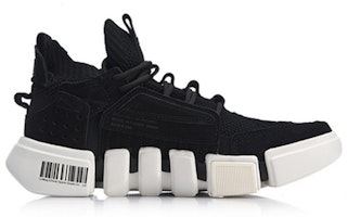 Li-Ning Essence ACE 'Hitam dan Putih' Sneakers AGBN069-4 Order Li-Ning Essence ACE 'Hitam dan Putih' Sneakers AGBN069-4