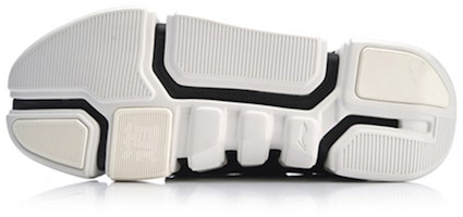 Li-Ning Essence ACE 'Hitam dan Putih' Sneakers AGBN069-4 Purchase Li-Ning Essence ACE 'Hitam dan Putih' Sneakers AGBN069-4