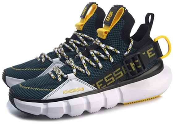 Li-Ning Essence Premium 'Biru Putih' Sepatu Tali AGBP053-3 Lookbook Li-Ning Essence Premium 'Biru Putih' Sepatu Tali AGBP053-3