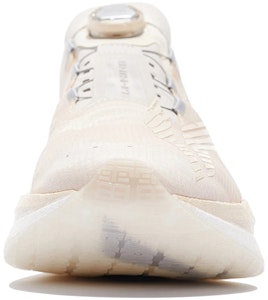 LiNing李寧 绝影 䨻 減震防滑耐磨 低幫 跑步鞋 白灰色 Purchase LiNing李寧 绝影 䨻 減震防滑耐磨 低幫 跑步鞋 白灰色