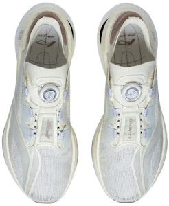 LiNing李寧 絕影 防滑耐磨減震 低幫 跑步鞋 男女同款 白灰 Shop LiNing李寧 絕影 防滑耐磨減震 低幫 跑步鞋 男女同款 白灰