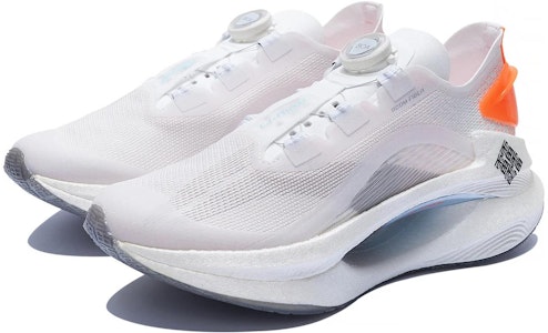 Li-Ning Essential 'Putih Oranye' ARRS001-17 Lookbook Li-Ning Essential 'Putih Oranye' ARRS001-17