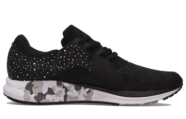 Order Li-Ning Flash 'Hitam Putih' ARBM057-1