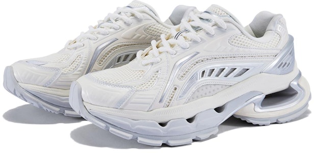 李宁暴走骑士弓 '白色' AZGT067-2 Lookbook 李宁暴走骑士弓 '白色' AZGT067-2