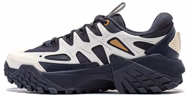 li-ning-fw-black-white-casual-aglt-161-1