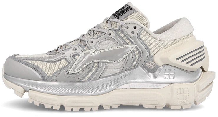li-ning-kwafu-low-ginkgo-paris-fashion-week-arzq-003-21