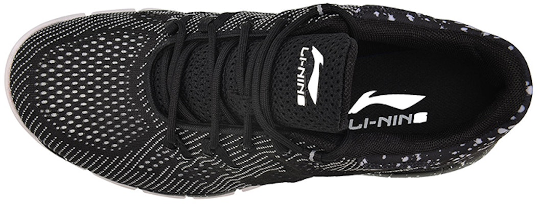 LiNing李寧 靈動 輕便透氣跑步鞋 黑色 Lookbook LiNing李寧 靈動 輕便透氣跑步鞋 黑色